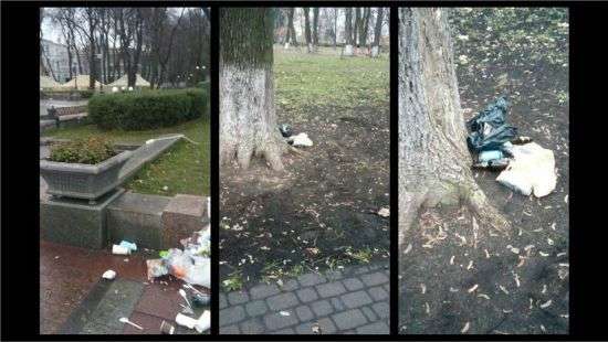 Киевлянам надоели горы мусора в Мариинском парке из-за палаточного городка (ФОТО)