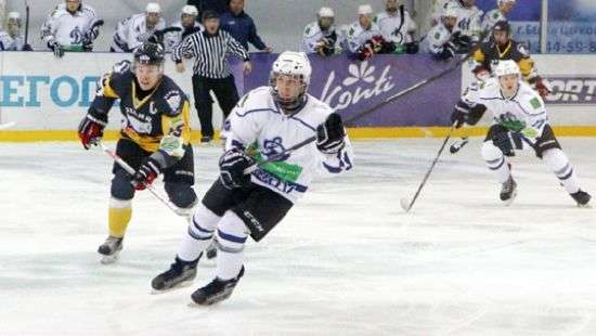 «Динамо» обыграло «Белый Барс», а «Кременчук» разгромил «Волков» в УХЛ