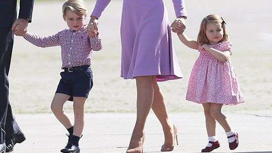 Меган Маркл познакомилась с принцессой Шарлоттой и принцем Джорджем