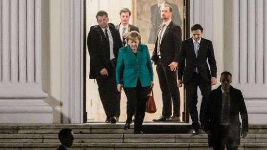 Меркель и Шульц провели первые коалиционные переговоры