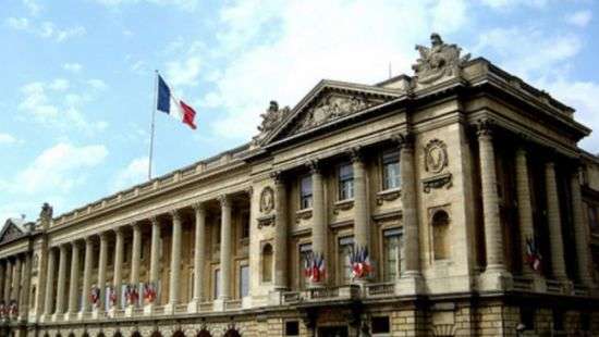 Ближе к народу: Правительство Франции переедет из Парижа в провинцию