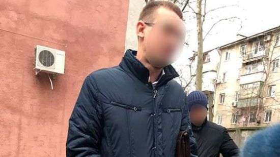 В Одессе трое полицейских украли у инкассаторов 120 тыс. долларов