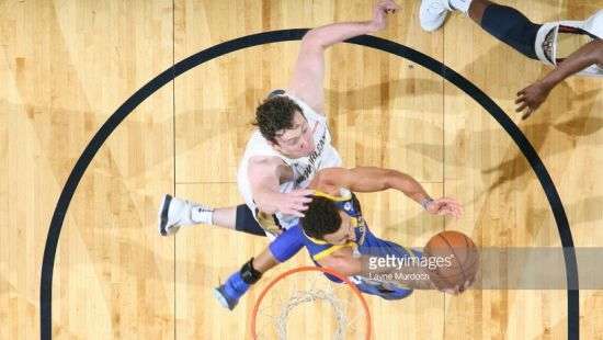 НБА. «Голден Стэйт», «Кливленд» и «Бостон» одержали победы