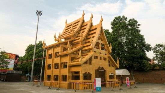 В Таиланде построили храм из картонных коробок (ФОТО/ВИДЕО)