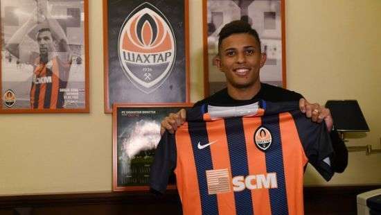 «Шахтер» купил 19-летнего защитника