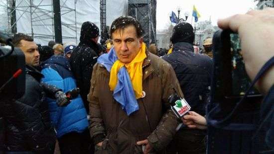 Задержанный Саакашвили объявил голодовку