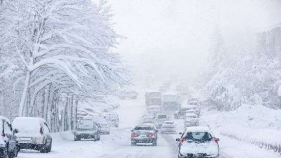 В Бельгии из-за снегопада пробки растянулись на 1200 км