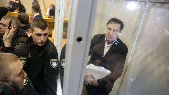 Луценко - Саакашвили: 1:0 - суд отклонил отвод прокурора