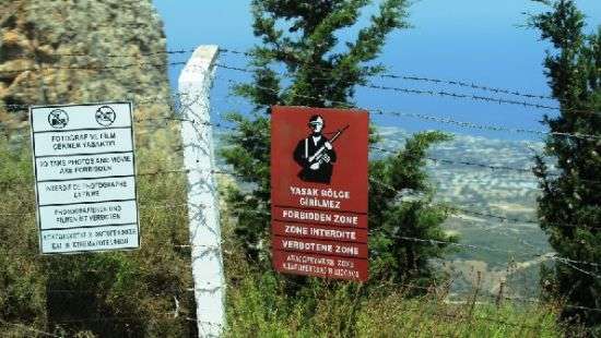 Украинцев не будут пускать на оккупированные территории Кипра