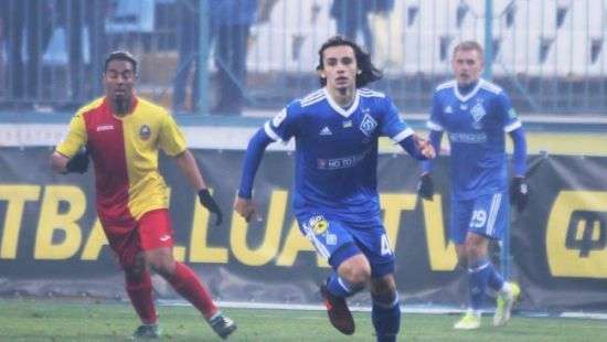 Шапаренко подписал контракт с «Динамо»