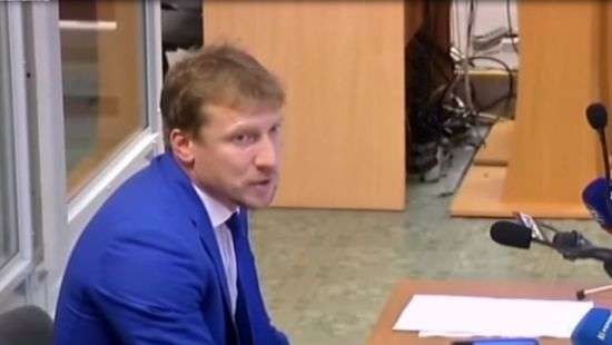 Госзащитник Януковича вышел из судебного процесса о госизмене