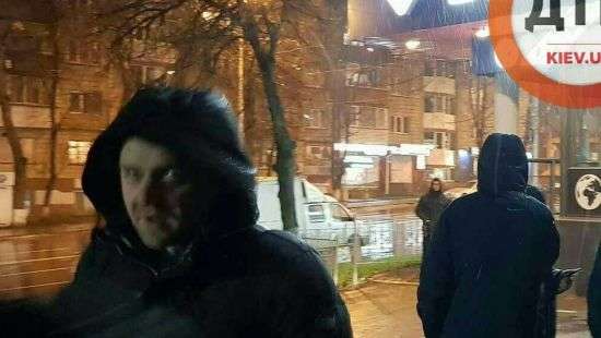 В центре Киева произошел конфликт со стрельбой, есть раненые (ВИДЕО)