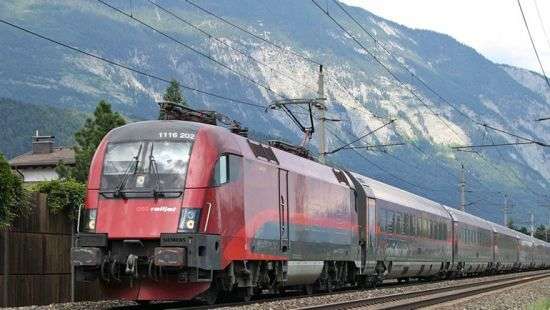 Во время первого рейса сломался поезд посреди дороги Вена-Киев