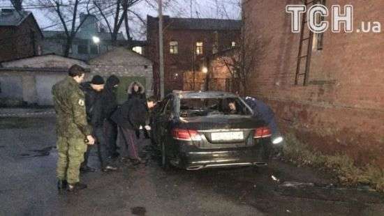 В Днепре подорвали авто прокурора (ФОТО)