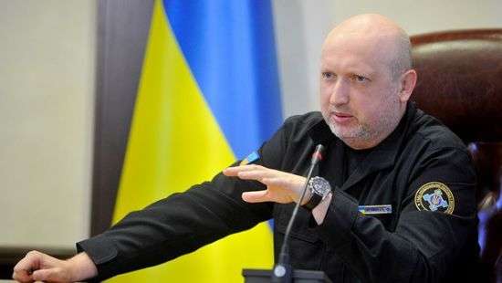 Турчинов заявил, что Россия может напасть на Украину в любой момент