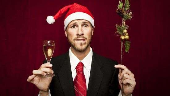 Специалисты рассказали о плюсах и минусах праздничных корпоративов