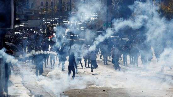 За день израильские военные убили троих палестинцев и ранили 150