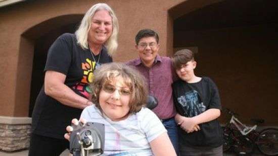 В США семья в полном составе стала трансгендерами