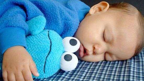 О каком заболевании говорит детский храп, рассказали специалисты