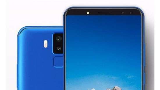 Выпущен смартфон с четырьмя камерами