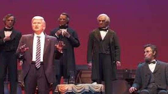 В парке США установили говорящего робота-Трампа (ВИДЕО)