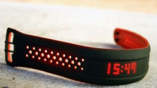 Adidas прекратит выпускать фитнес-устройства