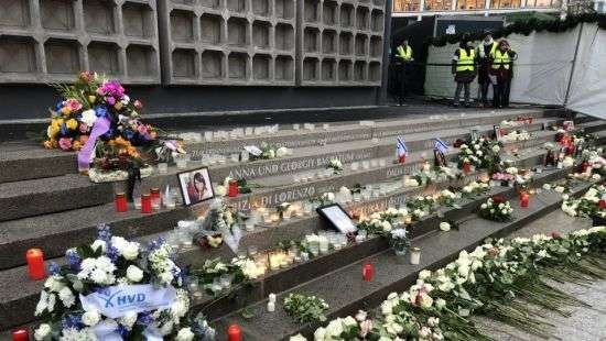 В Берлине открыли мемориал в память о жертвах теракта 19 декабря 2016 года