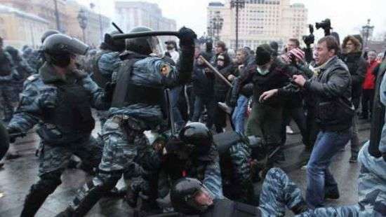 В Украине утвердили правила разгона толпы