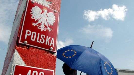 Еврокомиссия начала процесс, который может лишить Польшу права голоса в ЕС