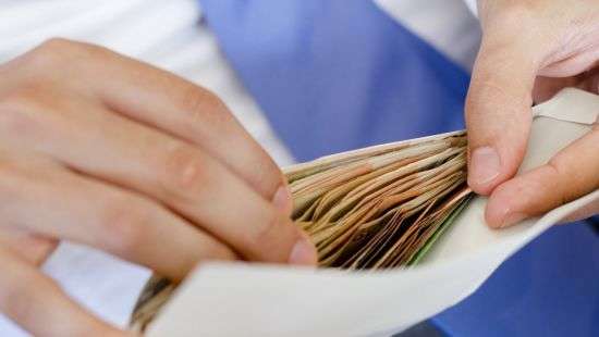 Обнародованы зарплаты мэров украинских городов