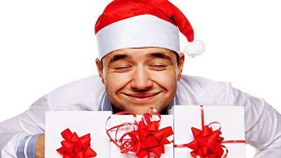 10 оригинальных подарков мужчине на Новый год: от 185 до 10 000 гривен
