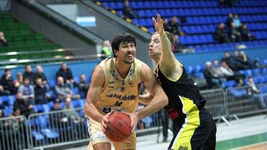 Состоялись два поединка Суперлиги