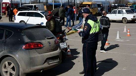 В Крыму с 1 января будут штрафовать авто с украинскими номерами