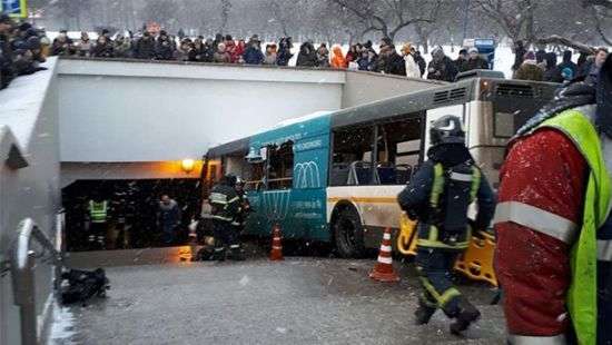 В Москве автобус влетел в подземный переход, четверо погибших, 15 травмировано (ФОТО/ВИДЕО)