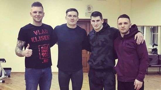 Российский боксер поможет украинцу подготовиться к бою