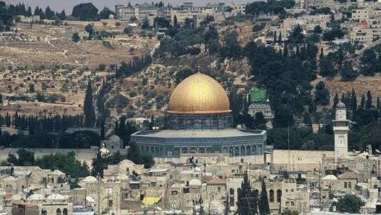 Возле Стены плача в Иерусалиме построят вокзал в честь Трампа