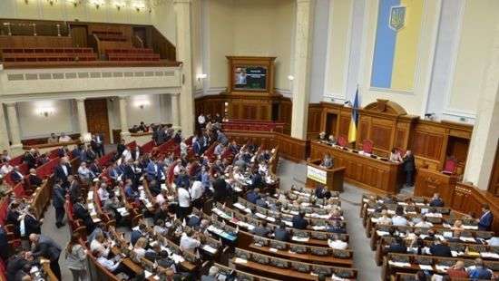 Названы нардепы-лидеры по количеству кнопкодавства