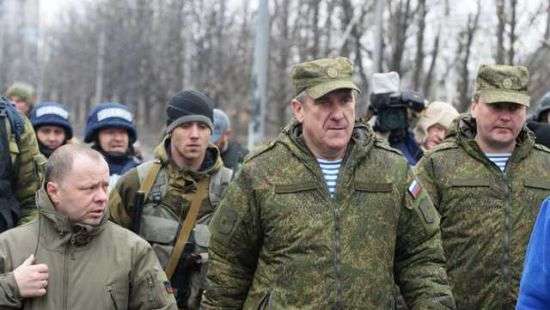 Тиллерсон обратился к Лаврову с призывом вернуть военных в СЦКК