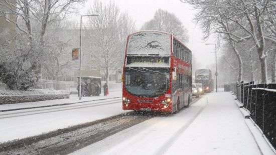 Снег нарушил электроснабжение Великобритании (ВИДЕО)
