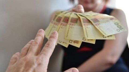 В Кабмине назвали среднюю зарплату за год