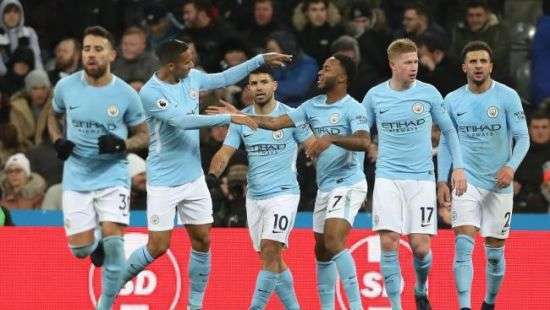 «Манчестер Сити» намерен приобрести защитника