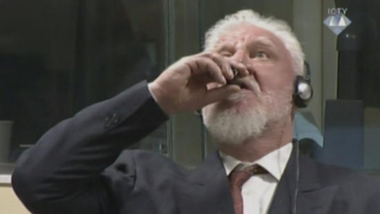 В Гаагском суде заявили, что не виновны в самоубийстве генерала Пральяка