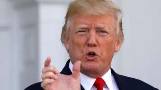 Бывший фотограф президента США показал ядерную кнопку Трампа (ФОТО)