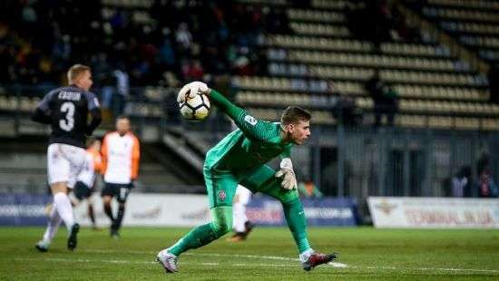 Украинский вратарь может продолжить карьеру в Испании