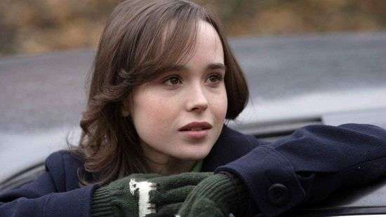 Звезда кинолент «Начало» и «Люди Икс» вышла замуж за свою подругу