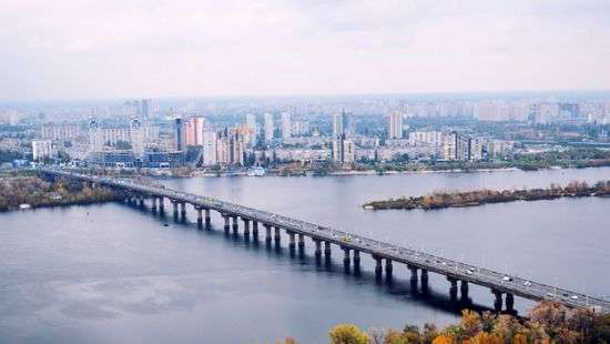 В Киеве сегодня будет ограничено движение по четырем мостам (график)