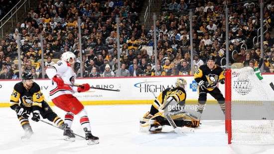 НХЛ. «Сент-Луис» сумел прервать победную серию «Вегаса», «Питтсбург» в сухую проиграл «Каролине»