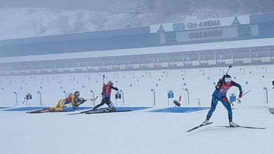 Украинские биатлонистки замкнули пятерку лучших в Оберхофе