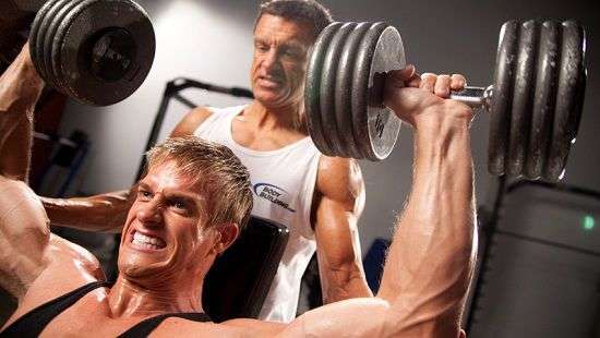 Медики рассказали, чем опасны частые физические нагрузки