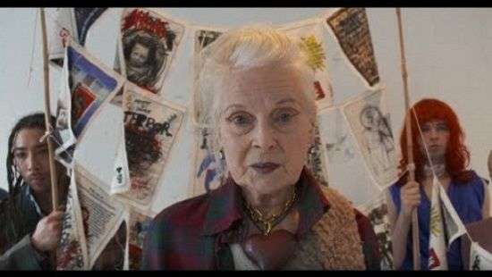 Известный модельер показала модель с флагом Евросоюза на интимном месте (ФОТО,ВИДЕО)